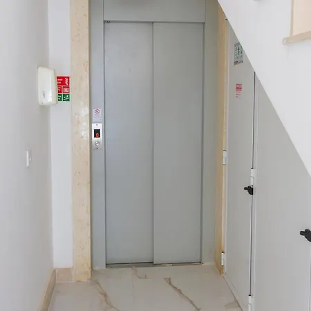 Modern & Central 2 Bedroom & 2 Bathrooms Apartment Msida Exterior photo