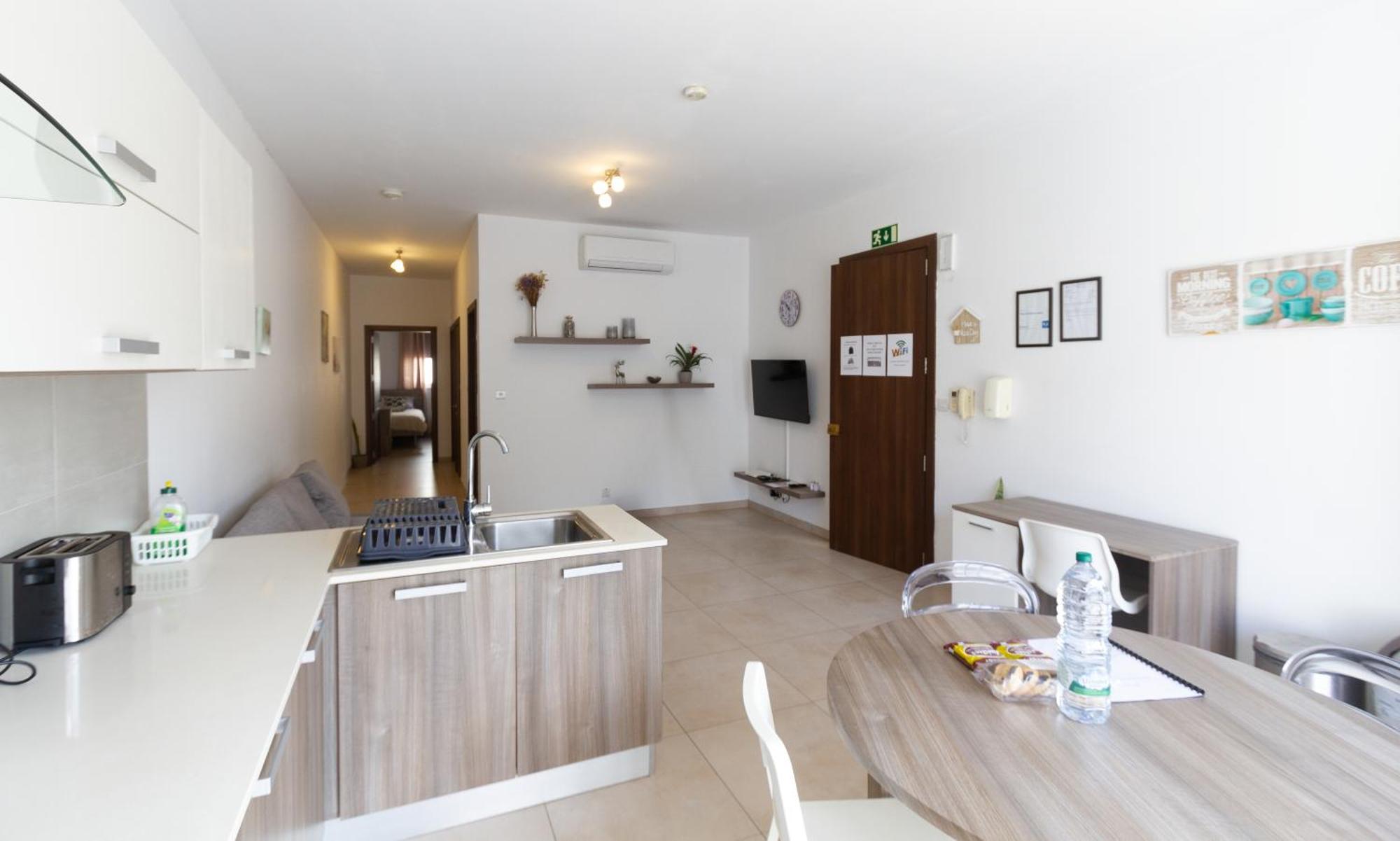 Modern & 2 Bedroom & 2 Bathrooms *