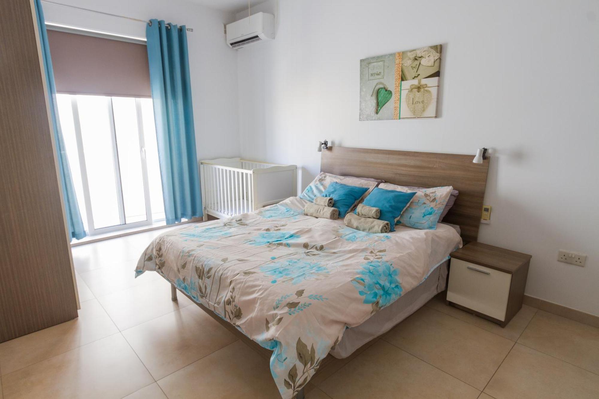 Modern & 2 Bedroom & 2 Bathrooms Apartment Msida
