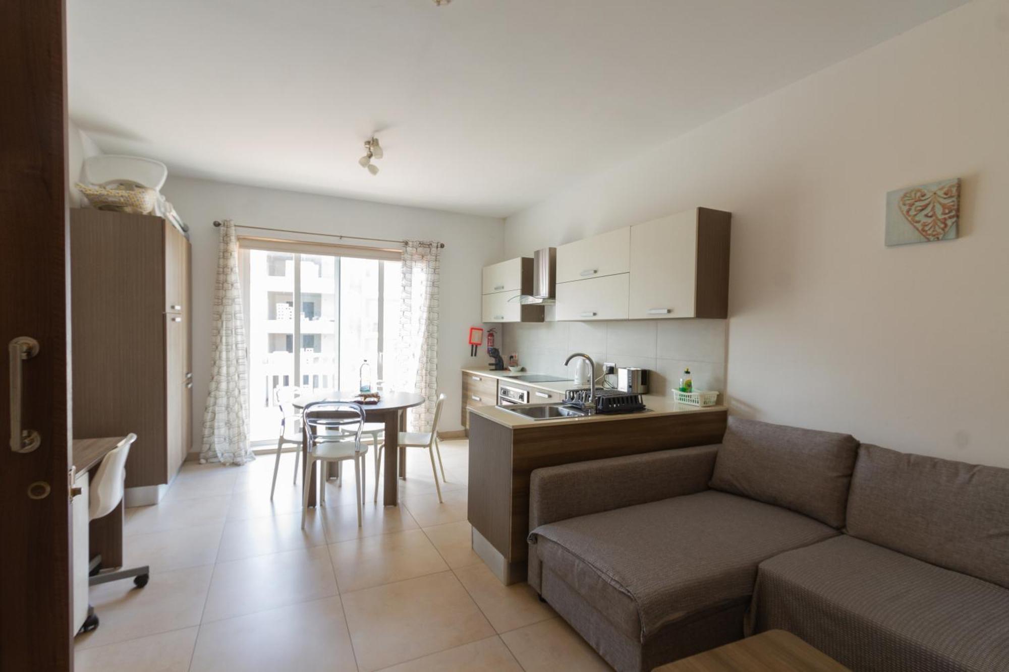 Apartment Modern & 2 Bedroom & 2 Bathrooms Msida